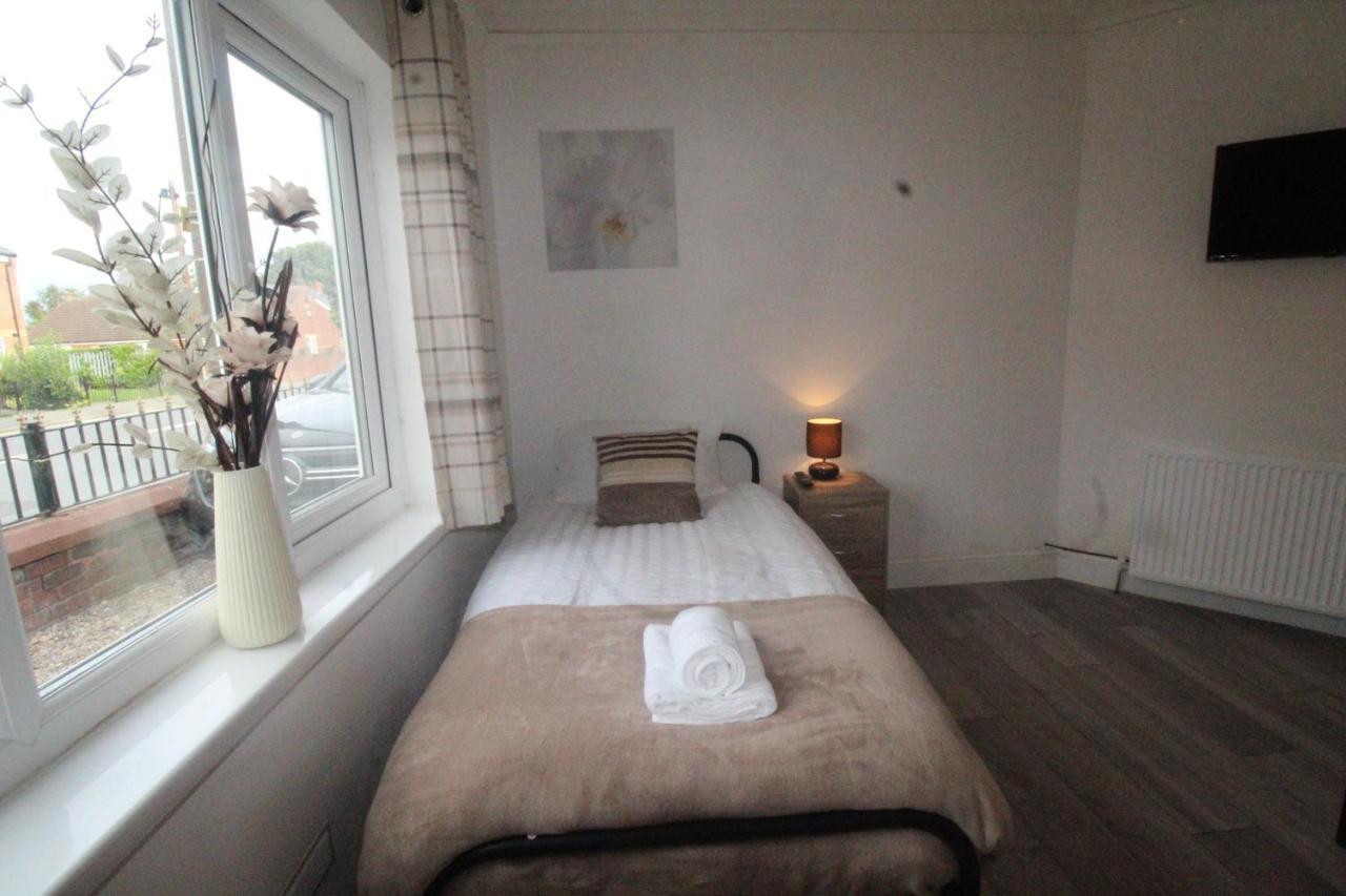 Dinnington House Dinnington By Smart Corporate Stays Eksteriør bilde